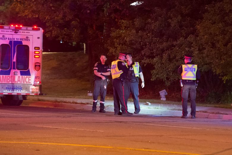 Driver Hunted After Woman On Sidewalk Killed In Hit Run Toronto Sun 4996