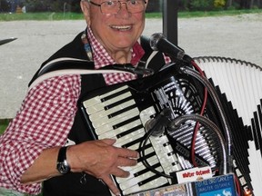 Walter Ostanek performing at Beach Street Station last night. (Kathleen Smith/Goderich Signal Star)