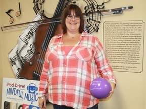 Alzheimer Society of Sarnia Lambton program co-ordinator Vanessa Barnes will be organizing five sessions of the Minds in Motion program, a program designed to help those suffering from early-to-mid stage signs of Alzheimer's through physical and mental stimulation. 
CARL HNATYSHYN/SARNIA THIS WEEK