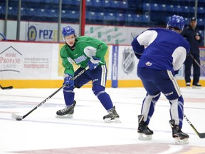 Sudbury Wolves forward Dawson Baker runs through a drill during team practice in Sudbury, Ont. on Thursday November 9, 2017. The Wolves host the Barrie Colts on Friday night. Gino Donato/Sudbury Star/Postmedia Network