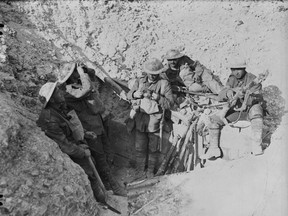 Library and Archives Canada
Canadian soldiers in trenches captured from the Germans on Hill 70 in August 1917.