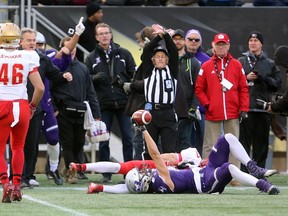 Western's Brett Ellerman holds aloft the the ball after making a circus catch during the Vanier Cup at Tim Hortons Field in Hamilton on Saturday November 25, 2017. The Mustangs dominated winning 39-17. (MIKE HENSEN, The London Free Press)