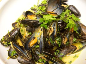 Curried mussels. (Mike Hensen/Postmedia Network)