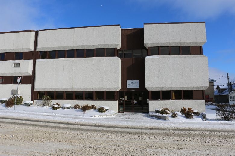 Chapleau man knifes his drug dealer; gets 7 years Sudbury Star