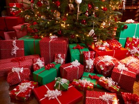 Christmas tree, presents