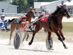 A probe by the Alcohol and Gaming Commission of Ontario has found no evidence to substantiate allegations of race fixing at harness horse tracks in Dresden and Leamington. (File photo/Postmedia Network)