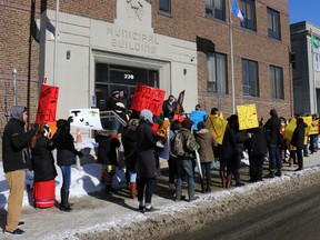 The issue of racism directed toward Indigenous people in Timmins was the subjected of a rally held on the steps of Timmins city hall on February 16. It was partially in response to a jury decision from a Saskatchewan court case, and also the fact that two members of the Fort Albany First Nation had died in Timmins earlier in February after having interactions with Timmins Police. An elderly woman died of medical causes and a young man died after being shot. On Tuesday, Timmins city council will be asked to take specific actions to better understand Indigenous culture. LEN GILLIS / Postmedia Network