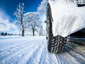 Snow tire