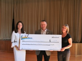 Central Huron Mayor Jim Ginn was joined by Central Huron Community Improvement Co-ordinator and Wine and Cheese organizer Angela Smith (left) and Huron Hospice Fundraising Manager Michelle Field (right). (SHEILA PRITCHARD/CLINTON NEWS RECORD)