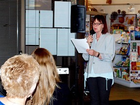 CMHA Kenora Branch chair Rita Boutette introduces the Erase the Difference campaign at the Many Faces of Mental Health Exhibit, held during Mental Health Week at the Lake of the Woods Museum.
Leanne Fournier/Special to the Miner and News