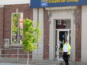 A security guard has been posted outside the Port Dover branch of the Royal Bank of Canada this week. An RBC spokesperson said extra security precautions are being taken in this part of Ontario due to an uptick in armed robberies.
MONTE SONNENBERG / SIMCOE REFORMER