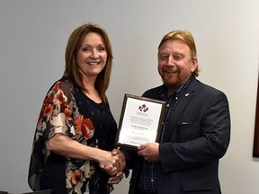CPC Chair Rick Bergmann thanked 2017 outgoing CPC director Teresa Van Raay for all her hard work and leadership during her term on the Canadian Pork Council’s Board of Directors. Teresa remains involved at the national level as a director of Canada Pork International. (http://www.ontariopork.on.ca)