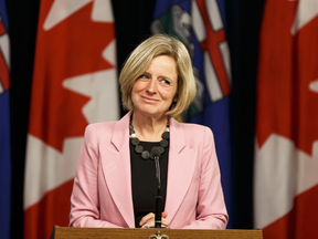 Alberta has pledged its support to the federal government’s plans to buy the Trans-Mountain Pipeline project from Kinder Morgan.