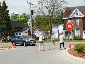 The Ontario Public Service Employees Union strike at the Owen Sound Medical Centre strikers in this photo from earlier in the seven-week strike. A replacement worker is in hospital and both sides of the strike are pointing fingers at each other. (Scott Dunn/The  Sun Times)