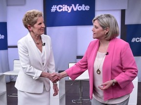 Liberal Premier Kathleen Wynne and NDP Leader Andrea Horwath shake hands at the Ontario Leaders debate in Toronto.
THE CANADIAN PRESS/Frank Gunn