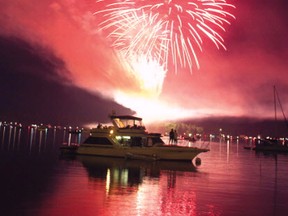 Don't miss the spectacular fireworks over the Kenora Harbour that traditionally closes out Canada Day, Sunday, July 1. 
FILE PHOTO/DAILY MINER AND NEWS