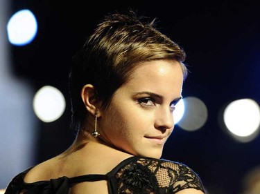 Emma Watson topped an Internet poll of sexy British actresses.