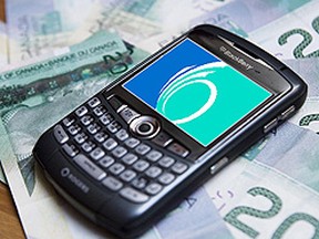 A Liberal backbench wants to change some of the rules governing cellphones in Ontario. (Toronto Sun file photo)