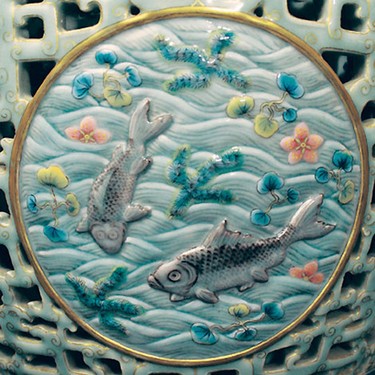 A detail of a Chinese vase circa 1740s from the Qianlong period is seen in a photo released by Bainbridges Auctioneers in London, November 12, 2010. The vase, which was discovered during a routine house clearance in a London suburb, sold for $70 million (43 million pounds) on November 11, 40 times its estimate and an auction record for any work of art from Asia, the auctioneer that sold it said. REUTERS/Bainbridges/handout
