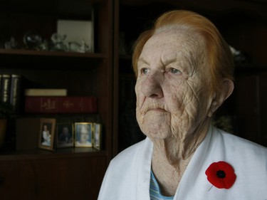 Dorothy Linklater, 92, has come back to Ottawa where she was born after her live-in caregiver fleeced her of more than $80,000 in less than three years. Nov. 11, 2010. DOUG HEMPSTEAD/Ottawa Sun