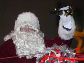 Santa file PHOTO. (Brian Donogh/SUN MEDIA)