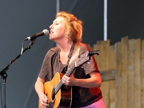 Martha Wainwright performs on opening day of the Winnipeg Folk Festival.
(JASON HALSTEAD/DUN MEDIA)