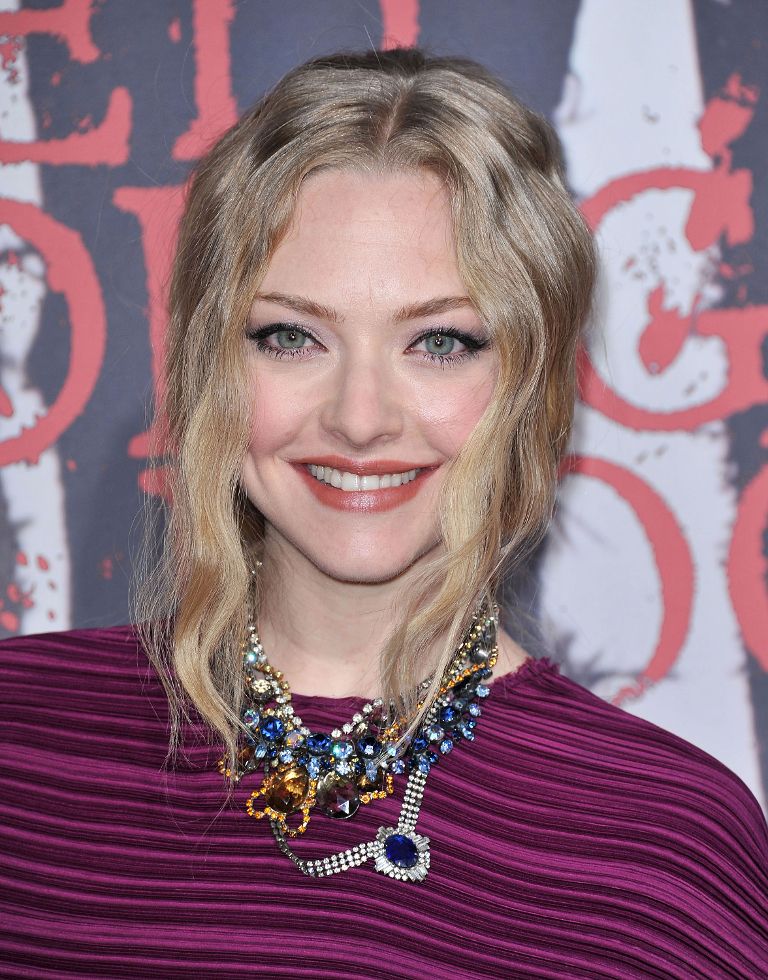 Seyfried splits from boyfriend | Toronto Sun, image size:980x1251