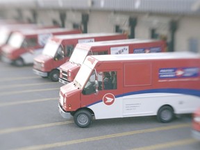 Canada Post looking to avert a possible strike. (QMI Agency, file)
