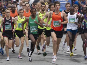 Start of the 10K Men's Elite Race on Ottawa Race Weekend. Saturday May 28,2011. (ERROL MCGIHON/THE OTTAWA SUN/QMI AGENCY)