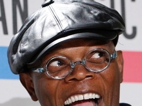 Actor Samuel L. Jackson poses for photographers in the photo room at the 2010 American Music Awards in Los Angeles November 21, 2010.    (REUTERS/Danny Moloshok)