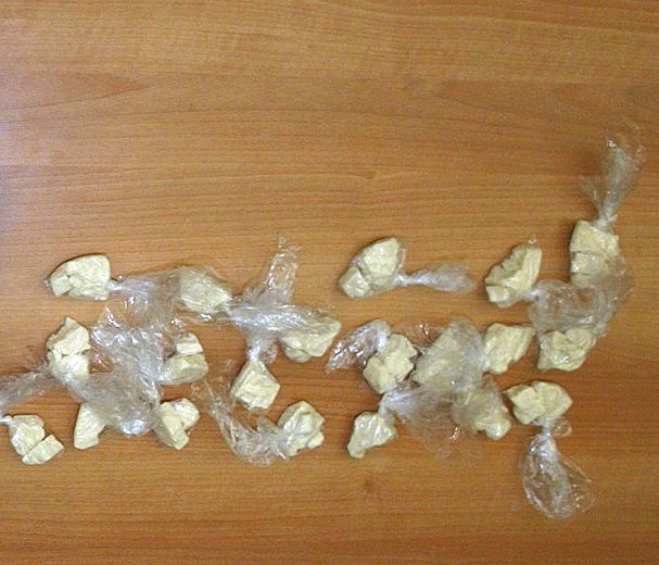 Fake drugs, real sentence Candle wax crack dealer jailed Winnipeg Sun