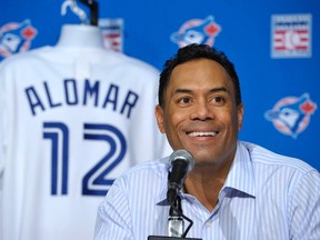 Robbie Alomar, the former Blue Jays second baseman and Hall of Fame inductee, hopes his brother Sandy is chosen to manage the Blue Jays. (REUTERS)