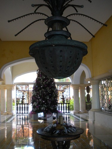 The lobby of the Iberostar Grand Hotel Bavaro in Punta Cana decorated for Christmas.  (Nicole Feenstra/QMI Agency)
