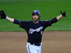 Ryan Braun faces an automatic 50-game ban if found guilty of using performance-enhancing drugs. (REUTERS/Darren Hauck/Files)