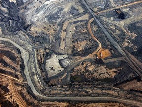 The Syncrude oilsands mine north of Fort McMurray, Alberta on November 3, 2011. (REUTERS/Todd Korol)