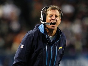 Chargers head coach Norv Turner barks instructions during a game against the Bears at Soldier Field in Chicago, Ill., Nov. 20, 2011. (JEFF HAYNES/Reuters)