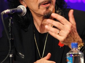 Tony Iommi (WENN.COM file photo)