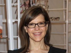 Lisa Loeb (WENN.COM file photo)