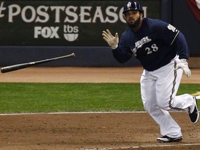 Prince Fielder officially signed with the Tigers on Thursday, Jan. 26, 2012. (REUTERS/Jim Young/Files)