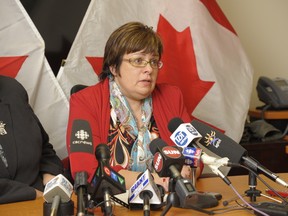 Attawapiskat chief Theresa Spence. (ALAN DICKSON/QMI AGENCY)