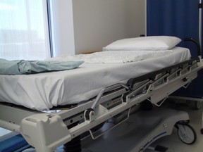 Hospital bed filer