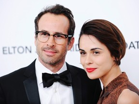 Jason Lee with wife Ceren. (Reuters file photo)