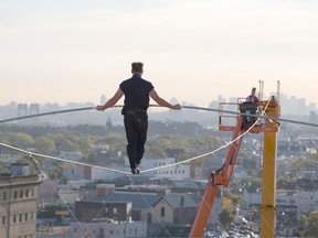 Tightrope walker Nik Wallenda is seen on a wire high above Newark, N.J., in 2008. Wallenda to walk a wire across the Niagara gorge. PHOTO SUBMITTED/NIAGARA FALLS REVIEW/QMI AGENCY