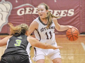 Kellie Ring is one of the keys for the Ottawa Gee-Gees at this weekend's CIS women's basketball championships in Calgary. (FILE PHOTO)