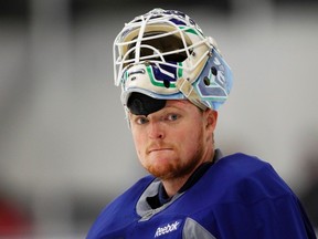 Vancouver Canucks goaltender Cory Schneider attends practice for Game 4 of their NHL Western Conference quarterfinal hockey playoff against the Los Angeles Kings at the Kings' practice facility in El Segundo, California April 17, 2012. (REUTERS/Danny Moloshok)