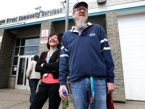 Boyle Street Victim Support Workers Holly Lajoie and  Rob Sipes  outside the Boyle Street facility downtown in Edmonton, Alberta on April, 26  2012.  The Victim Spport team helps homeless victims of crime.                                                    PERRY MAH/EDMONTON        QMI AGENCY