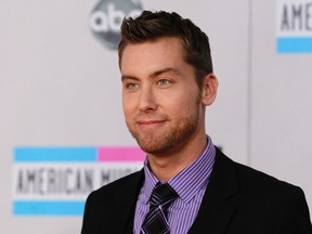 Lance Bass arrives at the 2011 American Music Awards in Los Angeles November 20, 2011.  REUTERS/Danny Moloshok