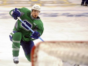 Alex Burrows says the fan support between the Ball Hockey Worlds and the Ice Hockey Worlds are night and day. (Eric Bolte/ QMI Agency/Files)