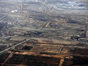 The Syncrude oilsands mine north of Fort McMurray, Alberta. (REUTERS/Todd Korol)