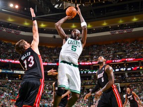 Kevin Garnett of the Boston Celtics shoots against Mike Miller of the Miami Heat on June 1, 2012 at the TD Garden in Boston, Massachusetts. (Jesse D. Garrabrant/NBAE via Getty Images/AFP)